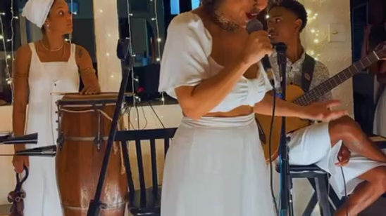 trecho de "Quando o Amor me Chamou Deusa"